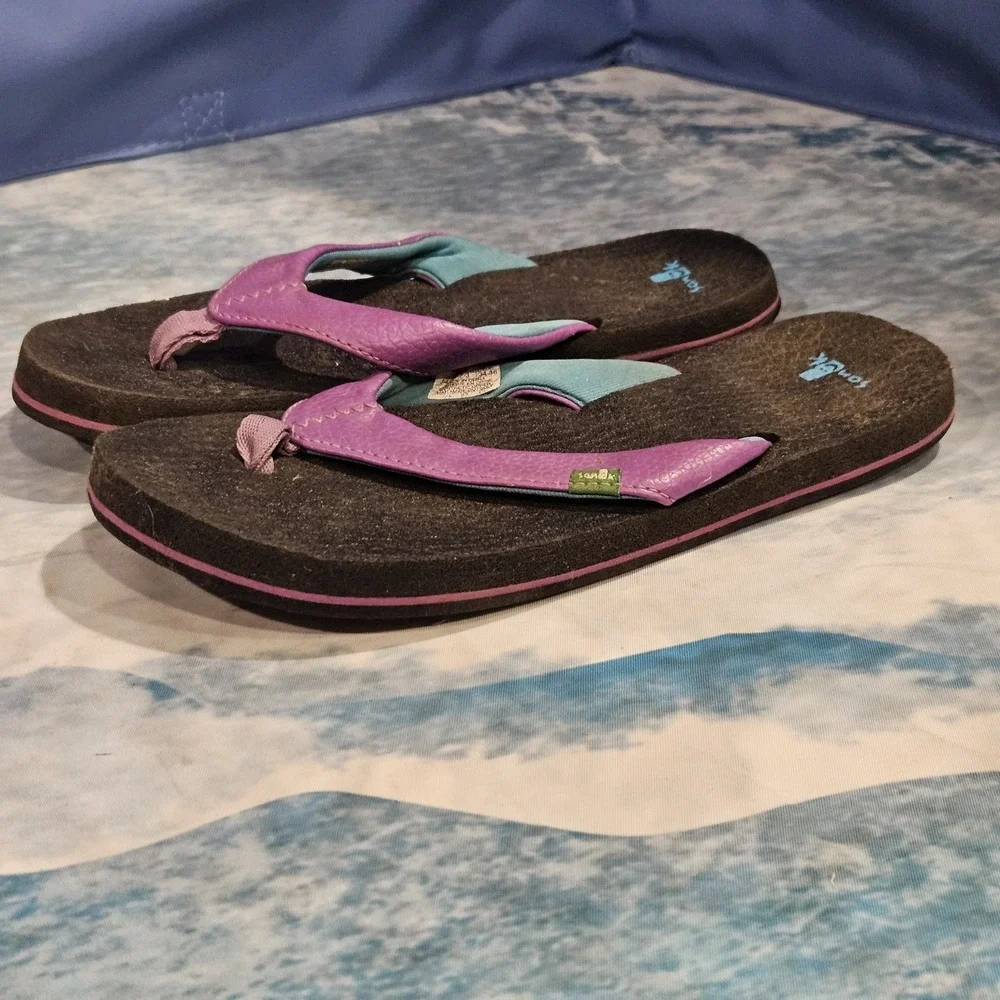 Sanuk Big Girls Purple‎ Yoga Mat Flip Flops Size 3-4